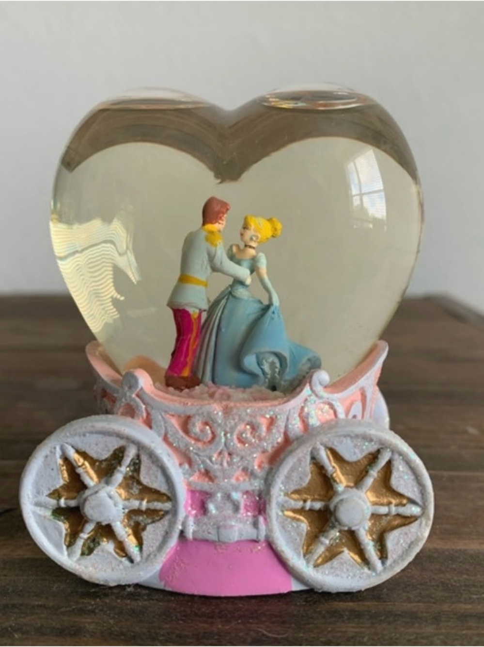 Disney Cinderella and Prince Charming miniature glass snow globe